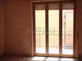 Casa con balcone Gramsci