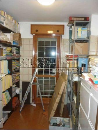 Casa con balcone e posto auto Kennedy