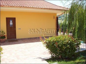 Villa arredata con posto auto Montesilvano