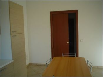 Appartamento arredato con posto auto