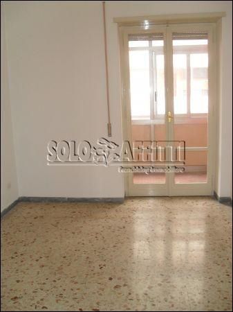 Casa con balcone V.le vittorio veneto