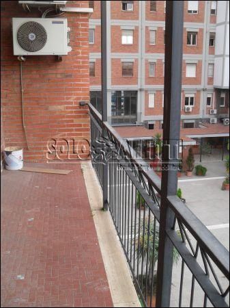 Casa con balcone V.le vittorio veneto