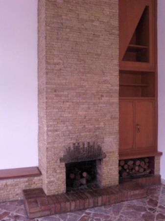 Appartamento con balcone Via campania