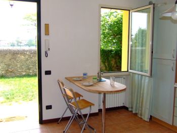 Trilocale arredato - Ingresso