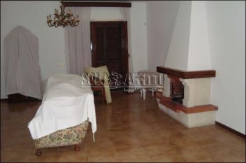 Casa con balcone Giustiniana, olgiata, cesano