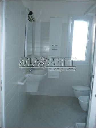 Monolocale con garage e balcone Viserba monte
