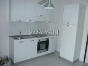 Monolocale con garage e balcone Viserba monte