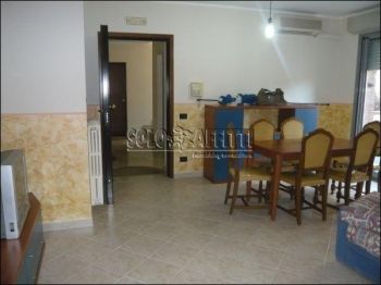Appartamento arredato con balcone Rivazzurra monte