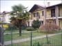 Villa a schiera con garage e balcone