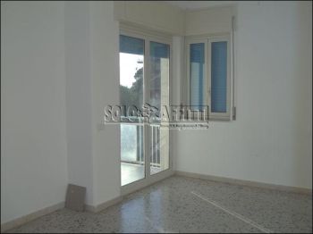Appartamento con balcone e garage San Gregorio Di Catania