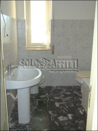 Appartamento con balcone e garage San Gregorio Di Catania