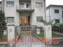 Villa a schiera con garage e giardino