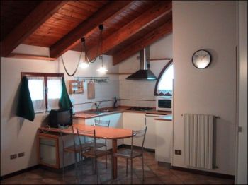 Monolocale arredato con garage Rastignano