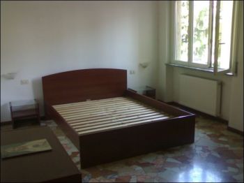 Bilocale arredato con balcone Cusano Milanino