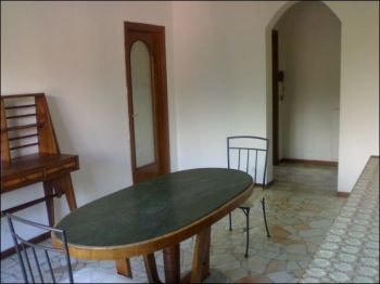 Bilocale arredato con balcone Cusano Milanino