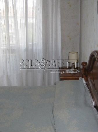 Trilocale arredato con balcone Buccinasco