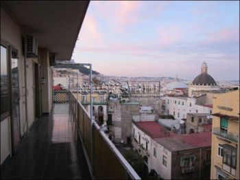 Appartamento affitto Napoli