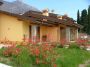 Casa con garage e giardino Maderno