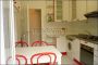 Appartamento arredato con balcone Bande nere