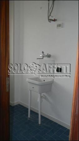 Appartamento con balcone e garage Poggiofranco