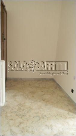 Appartamento con balcone e garage Poggiofranco