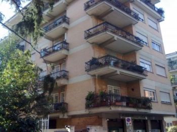 Casa con balcone Nuovo salario, prati fiscali, monte sacro, talenti, vigne nuove - Altre fotografie