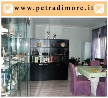 Appartamento arredato con terrazzo Centro - Altre fotografie
