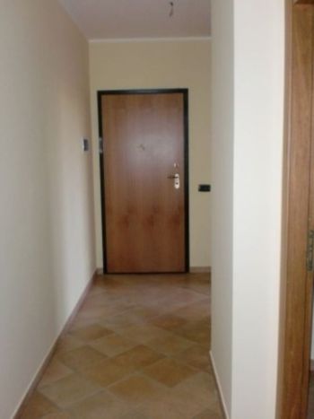 Casa nuova costruzione con giardino - Altre fotografie