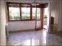 Appartamento da ristrutturare con terrazzo