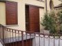 Bilocale con aria condizionata e terrazzo
