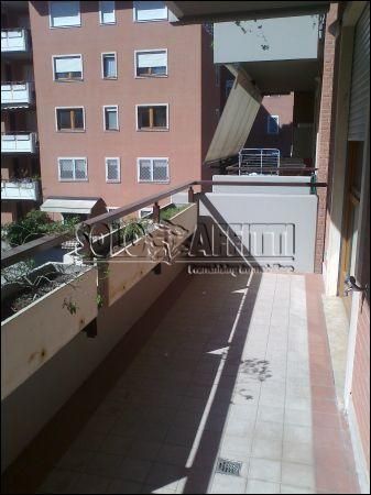 Casa con balcone e garage Aurelio/gregorio vii/ubaldi/san pietro