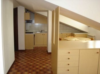Casa arredata con balcone Stra