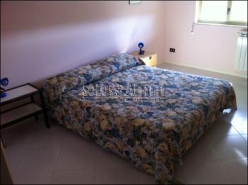 Appartamento arredato con posto auto
