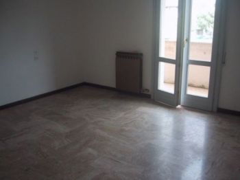 Casa con garage e balcone Capriolo - Altre fotografie