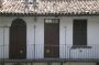 Monolocale arredato con balcone Como