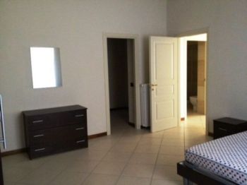 Trilocale arredato con balcone Alessandria - Altre fotografie