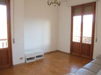 Attico arredato con terrazzo Firenze