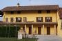 Casa con balcone San Benigno Canavese