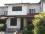 Villa a schiera con giardino e balcone