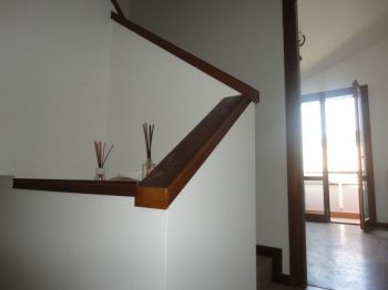 Villa a schiera con terrazzo e aria condizionata