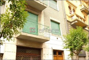 Casa arredata con balcone Centro citt�