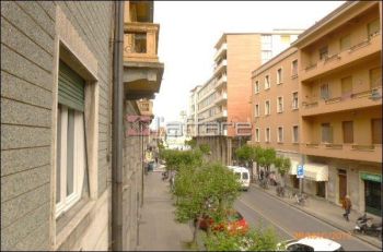 Casa arredata con balcone Centro citt�