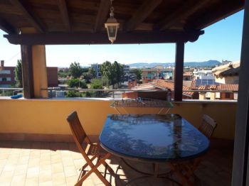 Imagen Appartamento arredato con terrazzo Centro civico