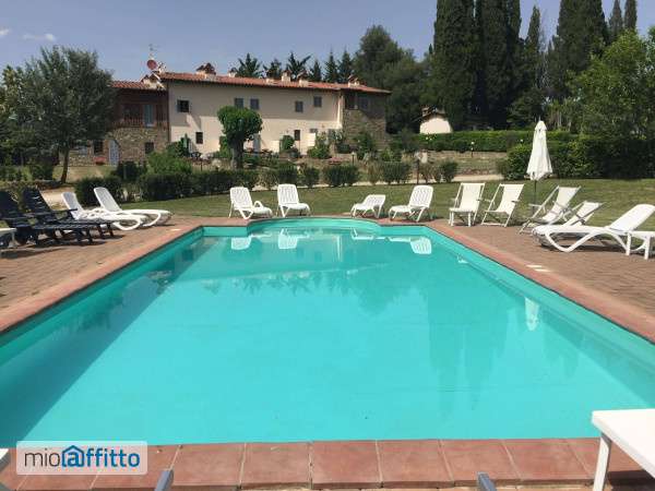 Appartamento arredato con piscina Greve In Chianti