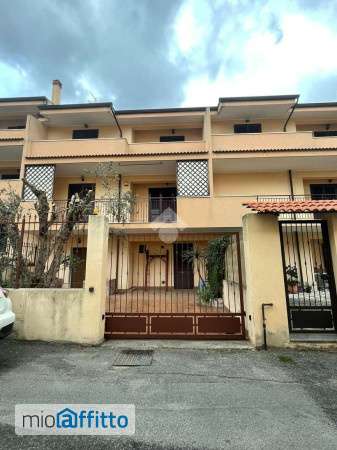 Villa arredata con terrazzo Reggio Calabria