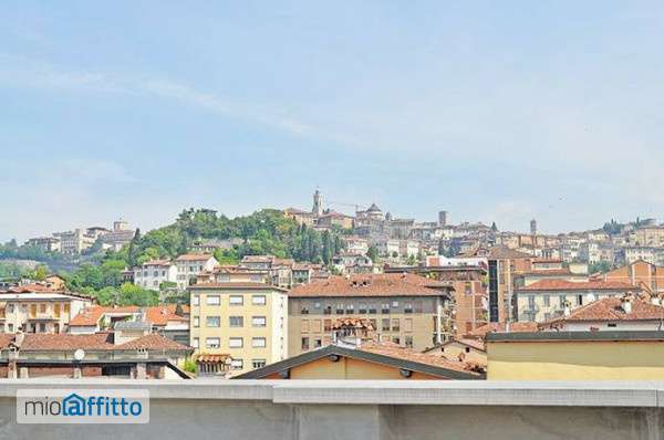 Attico arredato con terrazzo Bergamo