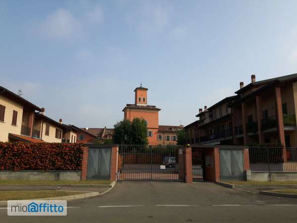 Appartamento arredato con terrazzo Pavia