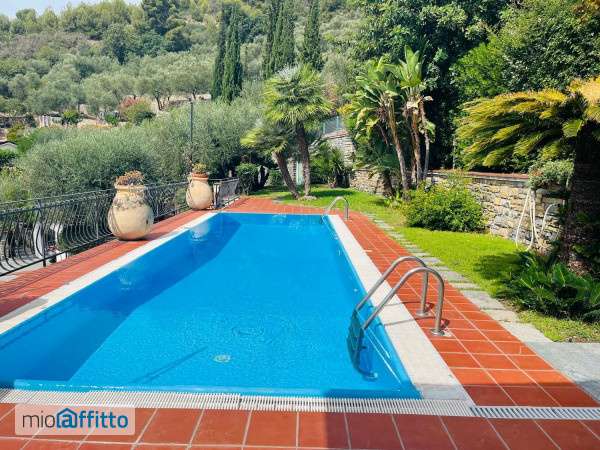 Villa con terrazzo e piscina Castelvecchio