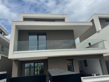 Vivienda similar