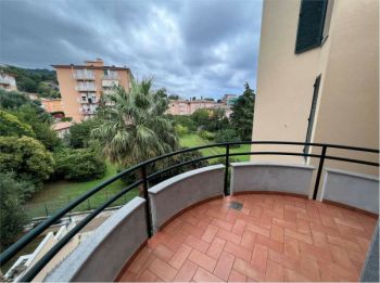 Imagen Appartamento arredato con terrazzo Centro